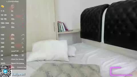 Camila Reyes online show from 02/19/25, 03:16