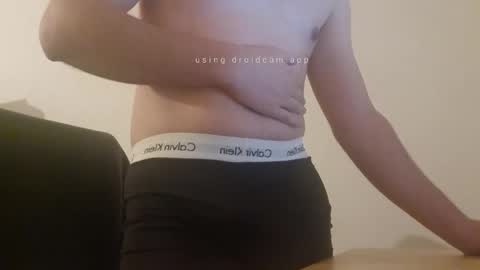 Snapshot of kmk000 chatting on 02/12/25, 02:45 german horny 22 legal online show from 02/12/25, 02:45