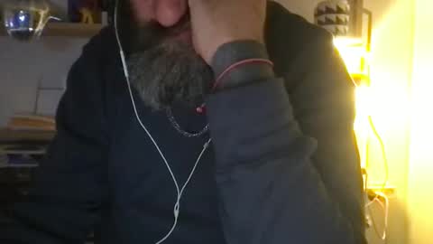 Snapshot of knicker76 chatting on 03/25/26, 07:20 knicker76 online show from 03/25/26, 07:20