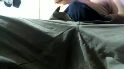 Snapshot of knickfranco chatting on 02/12/26, 03:23 knickfranco online show from 02/12/26, 03:23