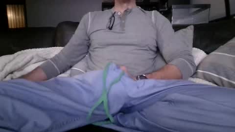 Knight3975 online show from 11/30/25, 06:06