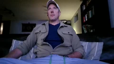 Knight3975 online show from 04/06/26, 05:19