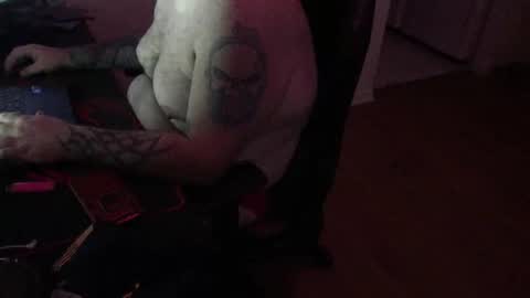 Masc Caged Bottom online show from 12/21/25, 03:46