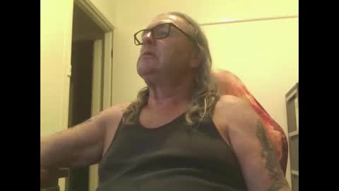 knobout online show from 12/03/25, 09:18