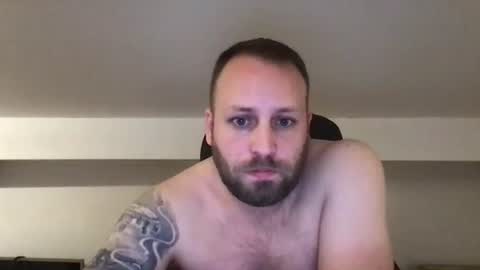 Snapshot of kobasic chatting on 11/06/25, 01:28 hugo online show from 11/06/25, 01:28