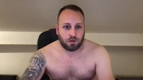 Snapshot of kobasic chatting on 12/01/25, 11:54 hugo online show from 12/01/25, 11:54