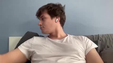 Snapshot of kobeberto chatting on 02/07/26, 06:00 kobeberto online show from 02/07/26, 06:00