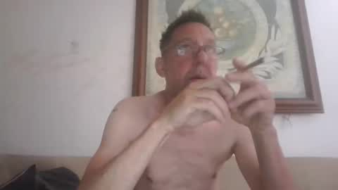 Snapshot of kobolt67 chatting on 05/31/26, 04:42 kobolt67 online show from 05/31/26, 04:42