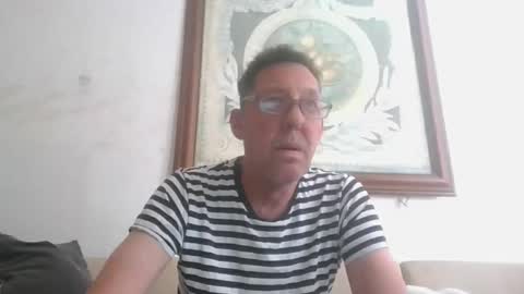 Snapshot of kobolt67 chatting on 06/05/26, 09:15 kobolt67 online show from 06/05/26, 09:15