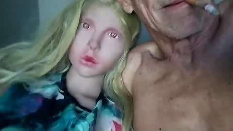 Snapshot of kockforyou chatting on 10/15/25, 10:48 kockforyou online show from 10/15/25, 10:48