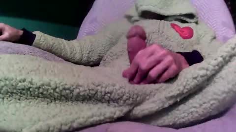 Snapshot of kodiakpm1 chatting on 11/15/25, 05:16 kodiakpm1 online show from 11/15/25, 05:16