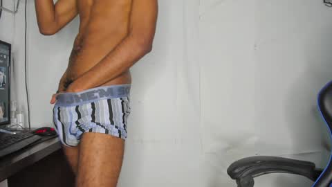 Snapshot of kofi_exotic_ chatting on 01/23/25, 02:33 kofi online show from 01/23/25, 02:33