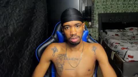 Snapshot of kofi_exotic_ chatting on 11/27/25, 08:44 kofi online show from 11/27/25, 08:44