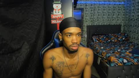 Snapshot of kofi_exotic_ chatting on 12/17/25, 01:55 kofi online show from 12/17/25, 01:55