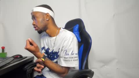 Snapshot of kofi_exotic_ chatting on 01/09/26, 02:25 kofi online show from 01/09/26, 02:25