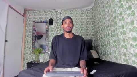 Snapshot of kofi_exotic_ chatting on 05/18/26, 11:54 kofi online show from 05/18/26, 11:54
