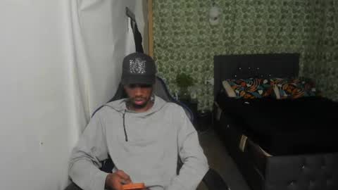 Snapshot of kofi_exotic_ chatting on 06/15/26, 11:07 kofi online show from 06/15/26, 11:07