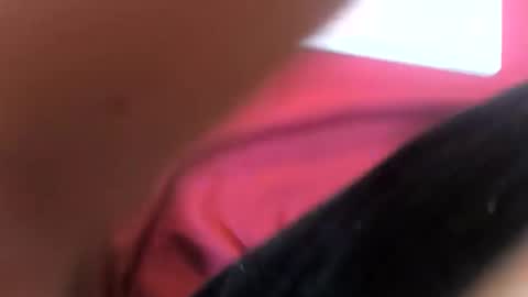 Snapshot of koiseraphin chatting on 11/11/25, 01:16 Jacob and Victoria online show from 11/11/25, 01:16