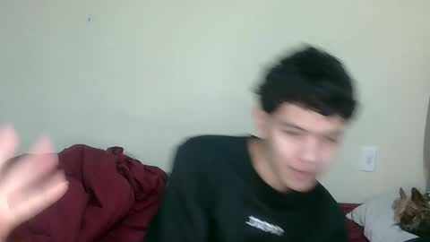 Snapshot of koiseraphin chatting on 01/18/26, 01:04 Jacob and Victoria online show from 01/18/26, 01:04