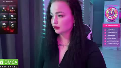 Snapshot of kokokolla chatting on 02/11/25, 09:14 Mia online show from 02/11/25, 09:14