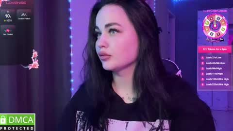 Snapshot of kokokolla chatting on 03/05/25, 11:05 Mia online show from 03/05/25, 11:05