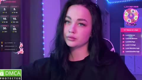 Snapshot of kokokolla chatting on 03/12/25, 08:31 Mia online show from 03/12/25, 08:31