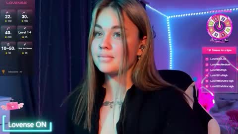 Snapshot of kokokolla chatting on 10/15/25, 06:41 Mia online show from 10/15/25, 06:41