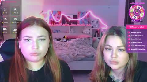 Snapshot of kokokolla chatting on 11/16/25, 04:01 Mia online show from 11/16/25, 04:01