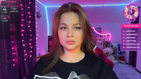 Snapshot of kokokolla chatting on 12/05/25, 11:30 Mia online show from 12/05/25, 11:30