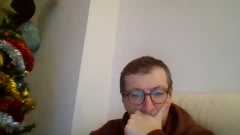 Snapshot of kolesie7 chatting on 01/06/25, 05:16 JUAN CARLOS online show from 01/06/25, 05:16