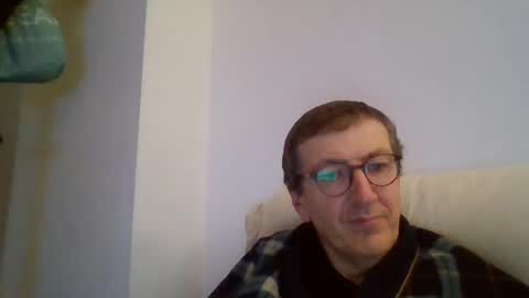 Snapshot of kolesie7 chatting on 01/16/25, 11:27 JUAN CARLOS online show from 01/16/25, 11:27