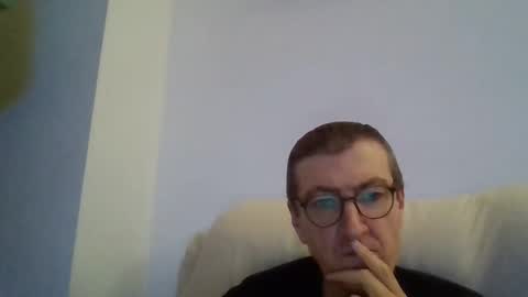 Snapshot of kolesie7 chatting on 10/02/25, 06:26 JUAN CARLOS online show from 10/02/25, 06:26