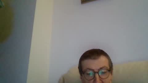 Snapshot of kolesie7 chatting on 10/17/25, 07:05 JUAN CARLOS online show from 10/17/25, 07:05