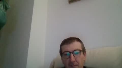Snapshot of kolesie7 chatting on 10/20/25, 09:26 JUAN CARLOS online show from 10/20/25, 09:26