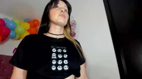 Snapshot of konie_brn21 chatting on 03/25/26, 11:33 konie Diaz online show from 03/25/26, 11:33