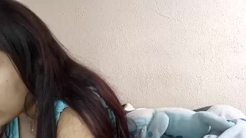 Konny and Laila online show from 05/03/26, 04:24
