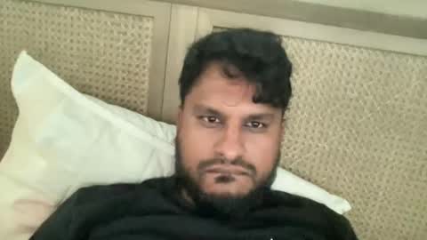 Snapshot of kopal92 chatting on 12/31/24, 03:23 kfun92 online show from 12/31/24, 03:23