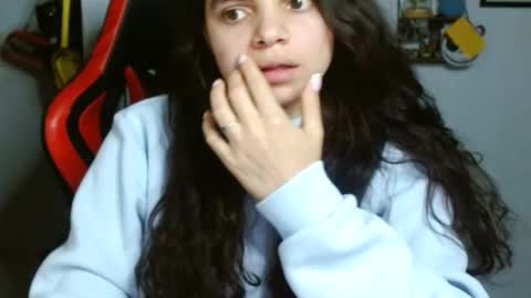 Karoll online show from 12/10/24, 02:16