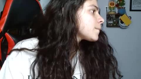 Karoll online show from 12/13/24, 04:00