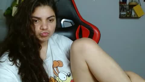 Karoll online show from 12/31/24, 01:04