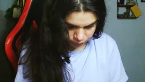 Karoll online show from 01/04/25, 01:10