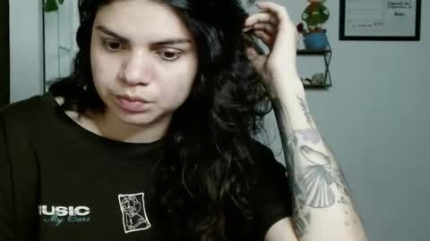 Karoll online show from 09/20/25, 02:12