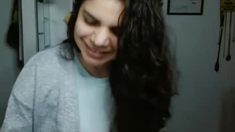 Karoll online show from 10/08/25, 02:09