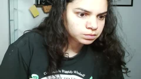 Karoll online show from 10/09/25, 01:58