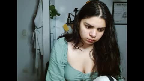 Karoll online show from 10/22/25, 02:12