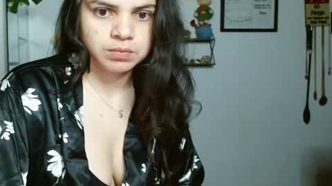 Karoll online show from 11/02/25, 12:24