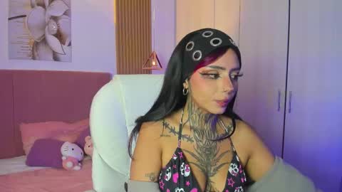 Kora  online show from 09/26/25, 01:48