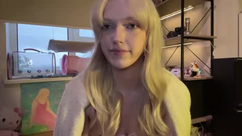 Ariela online show from 06/11/26, 06:28