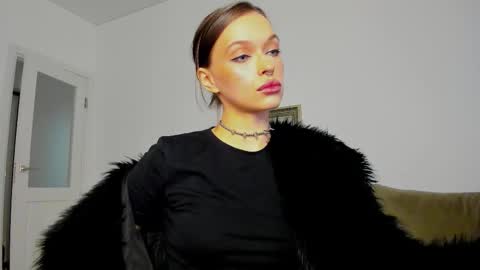 kossie_ online show from 10/23/25, 06:39