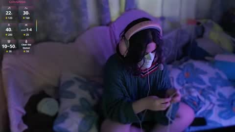 Snapshot of kotennya chatting on 11/25/25, 10:59 fancy cat online show from 11/25/25, 10:59